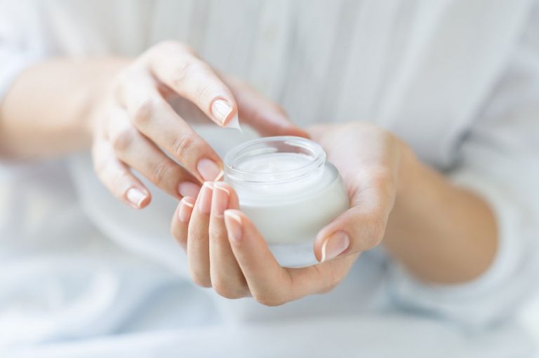 5 Best Non Comedogenic Moisturizers – Reviews & Buyer’s Guide