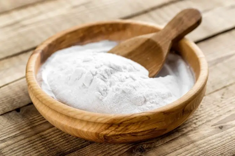 Can You Wash Your Face With Baking Soda? Yes or No?