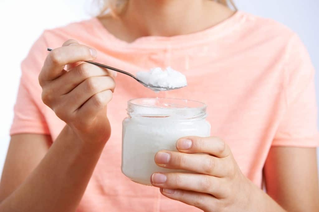 does eating coconut oil cause acne