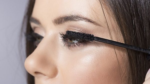 Common Mistakes People Make With Their Lash Extensions
