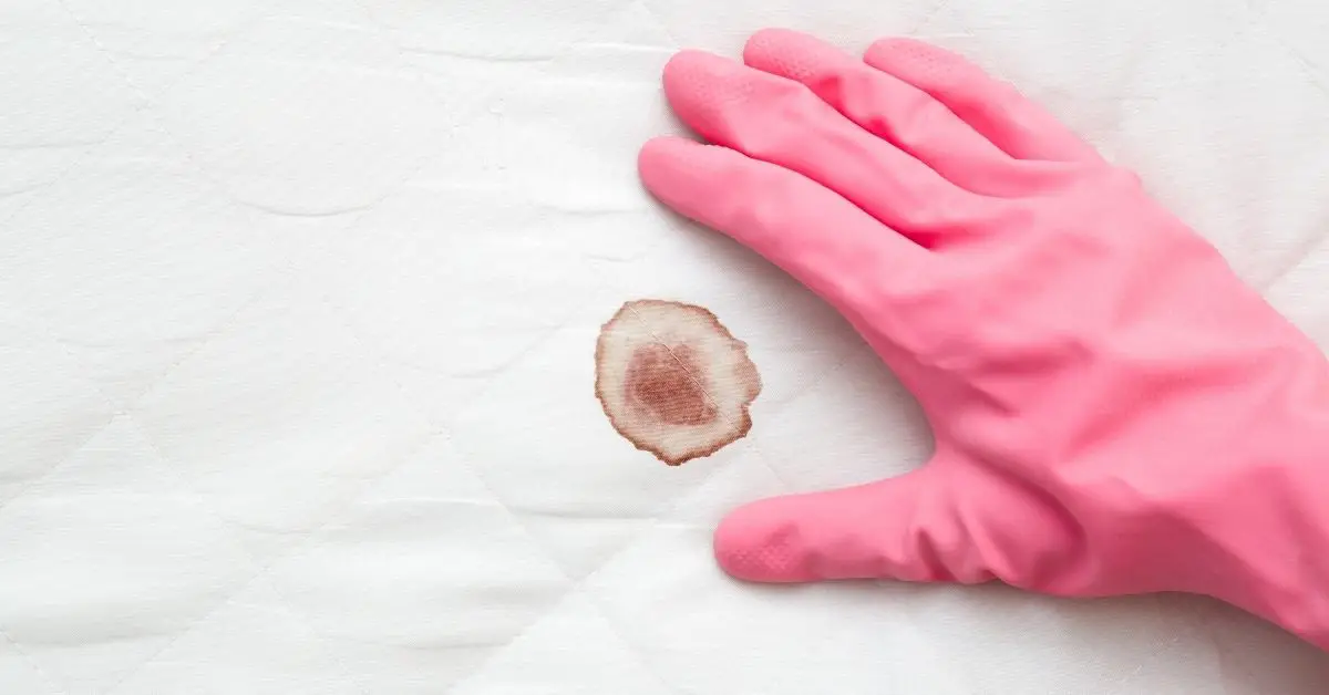 Steps to Remove Blood Stains from A Mattress